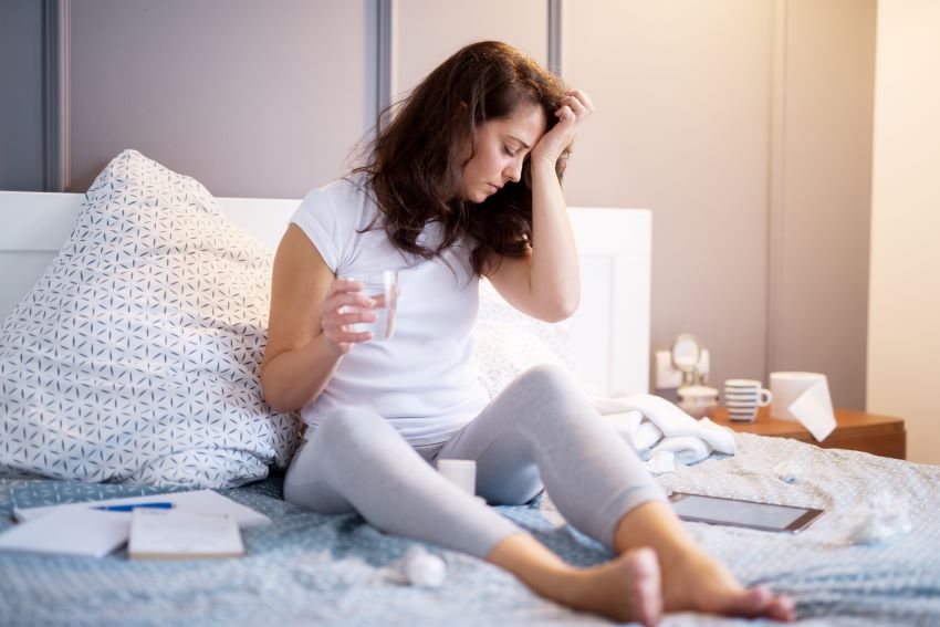 Mareos al levantarse de la cama: estas son las razones