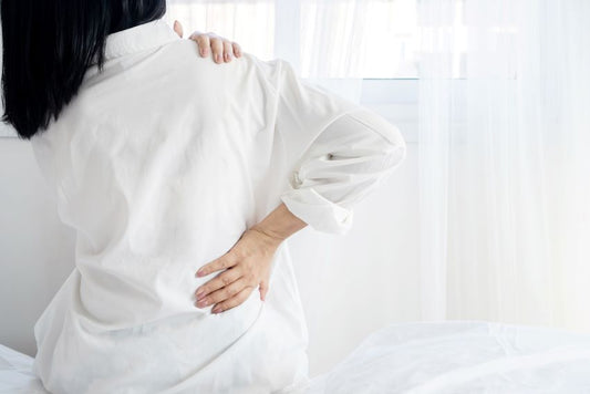 Dolor de espalda al dormir: causas y soluciones